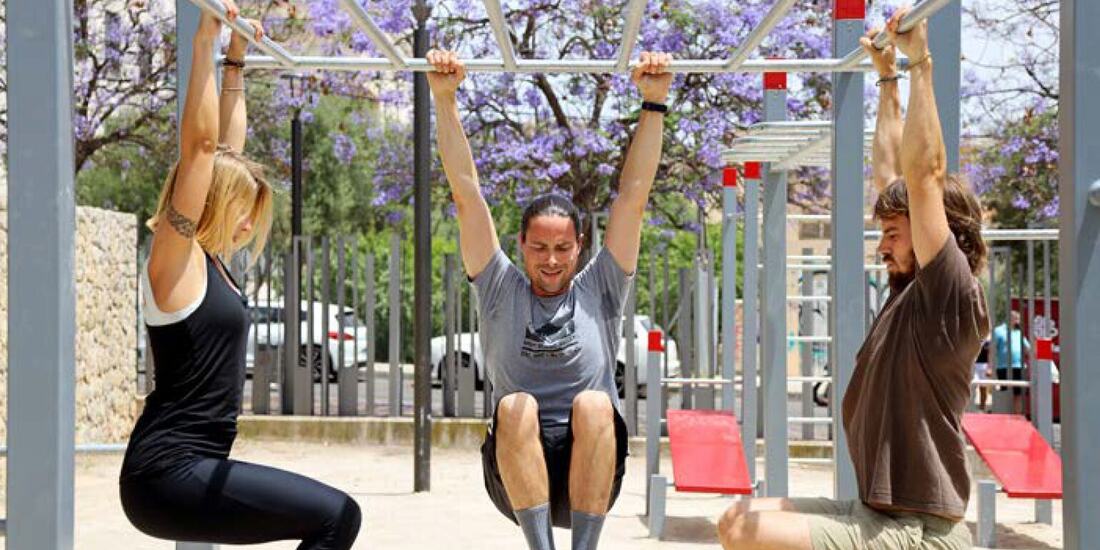 Poste de musculation extérieur